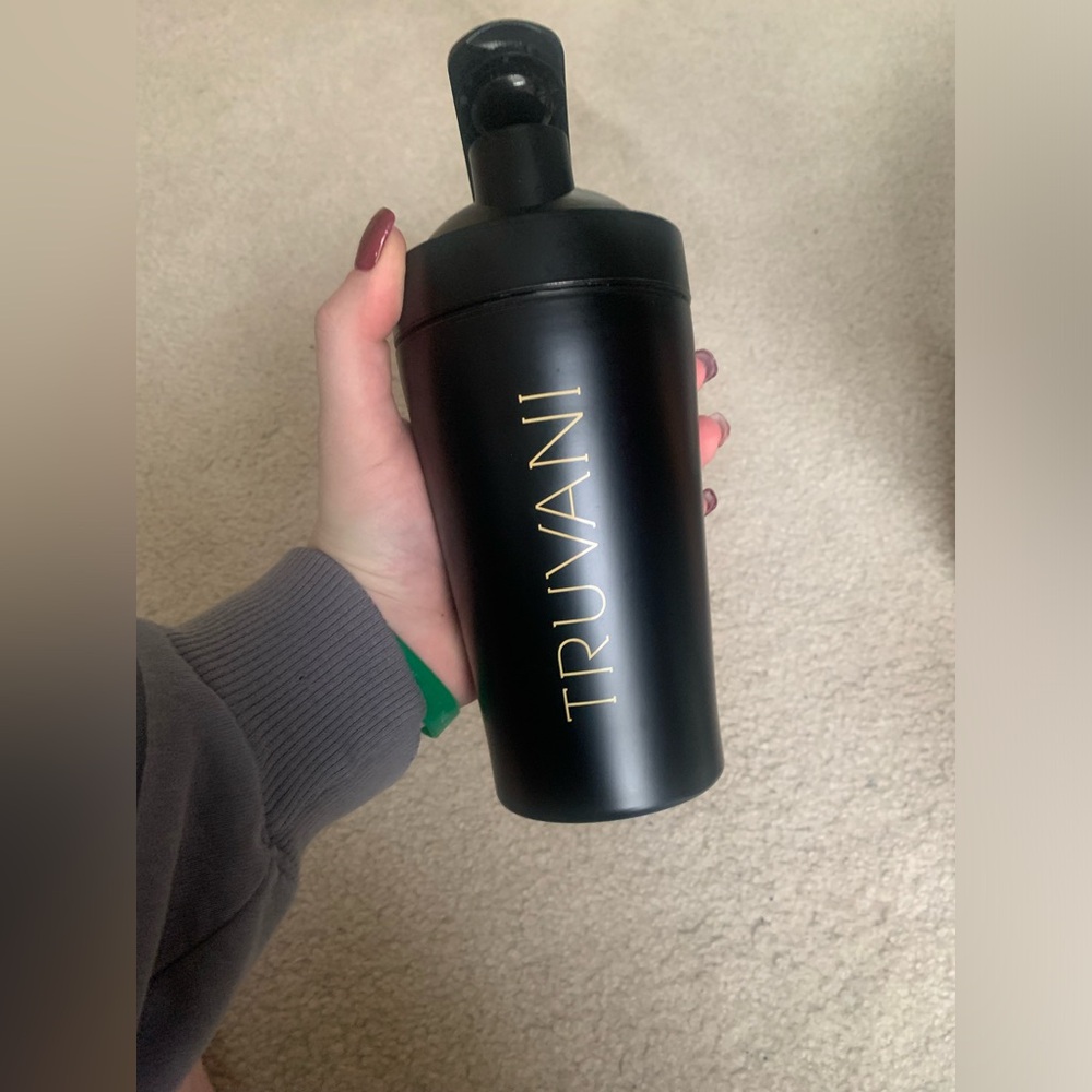 Shaker bottle